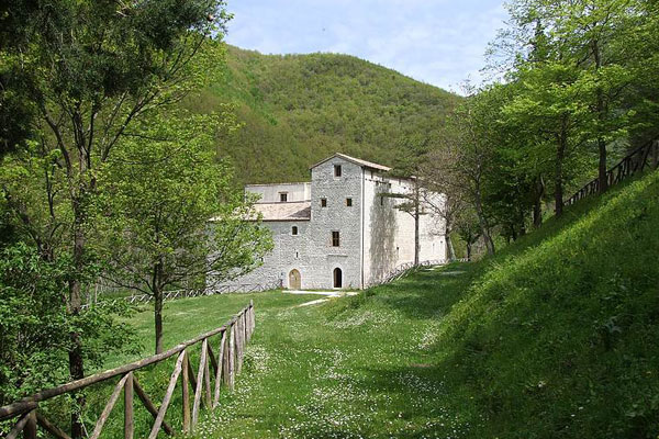 TREK DELL’ALTO ESINO DA ESANATOGLIA