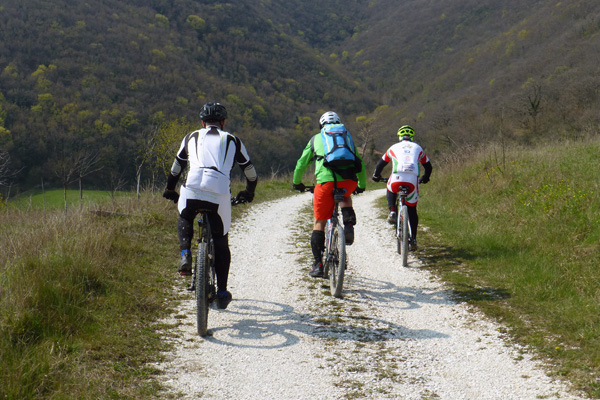 FABRIANO GUBBIO IN MOUNTAIN BIKE